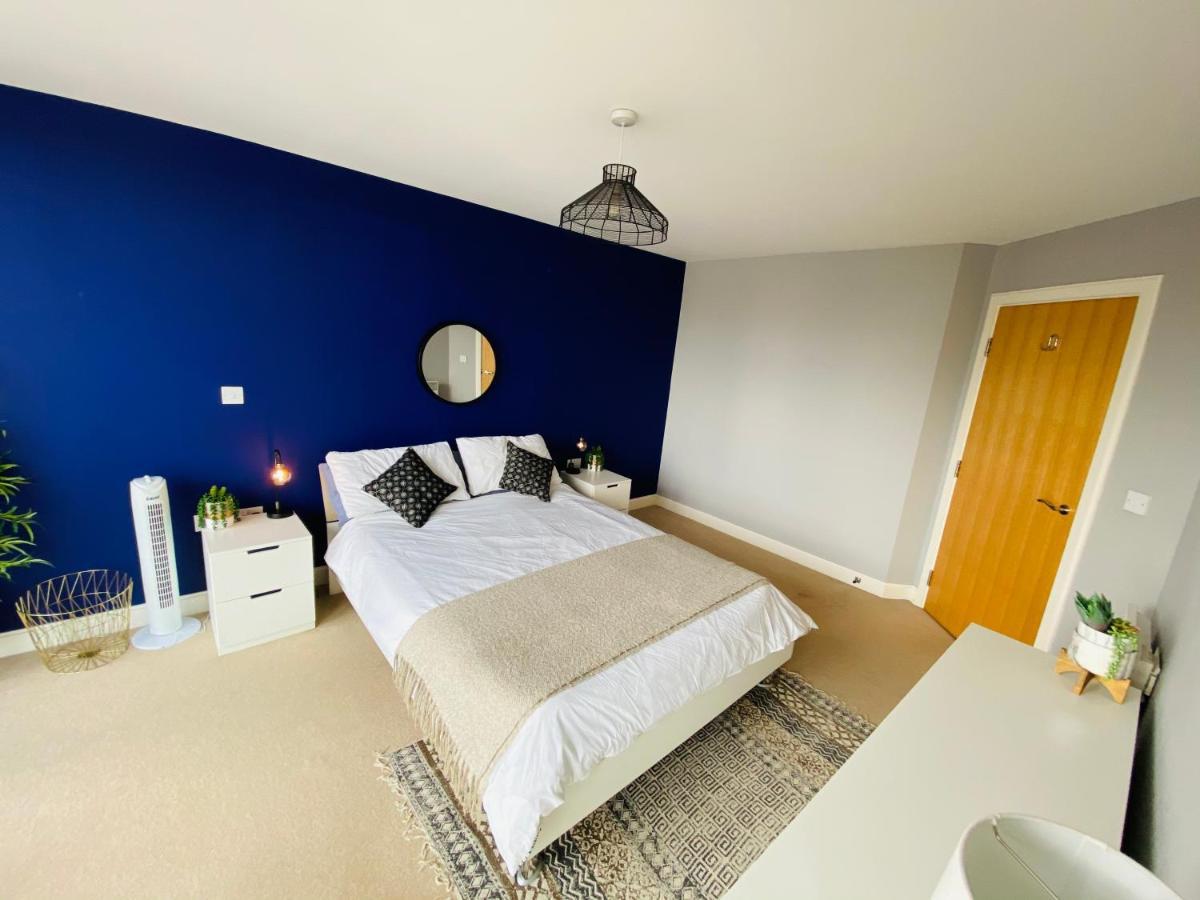 Stewart St James Walk Apartment Cheltenham Eksteriør bilde